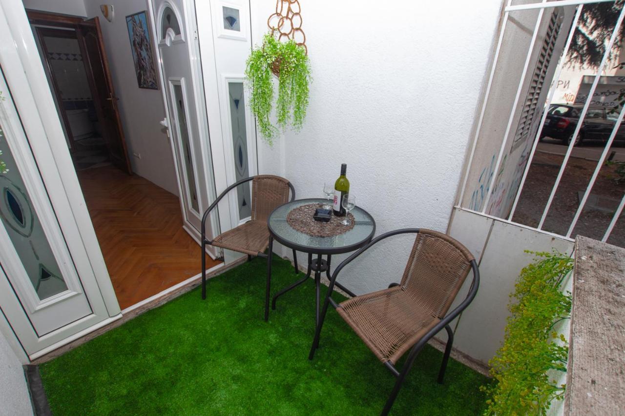 Lea Apartment Bar Exterior foto